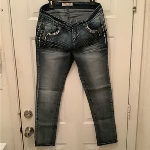 Lady juniors jeans by no boundaries size 15